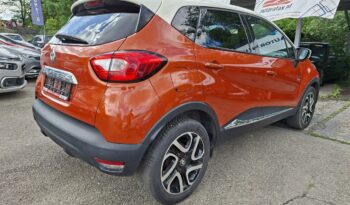 RENAULT Captur  | FWD (przód) | Manualna | 90 KM | pomaranczowy full