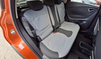 RENAULT Captur  | FWD (przód) | Manualna | 90 KM | pomaranczowy full