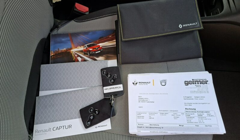 RENAULT Captur  | FWD (przód) | Manualna | 90 KM | pomaranczowy full