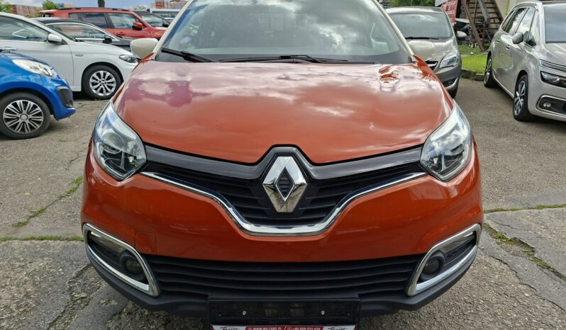 RENAULT Captur  | FWD (przód) | Manualna | 90 KM | pomaranczowy full