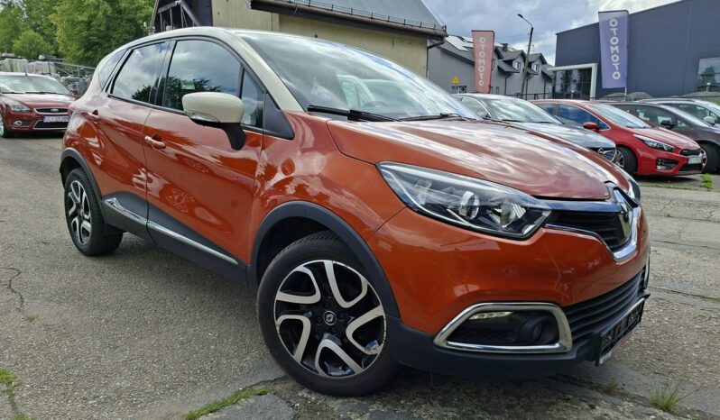 RENAULT Captur  | FWD (przód) | Manualna | 90 KM | pomaranczowy full