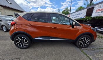 RENAULT Captur  | FWD (przód) | Manualna | 90 KM | pomaranczowy full