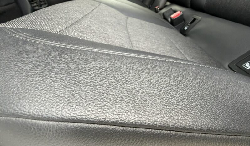 TOYOTA Corolla  | FWD (przód) | Automatyczna | 140 KM | bialy full