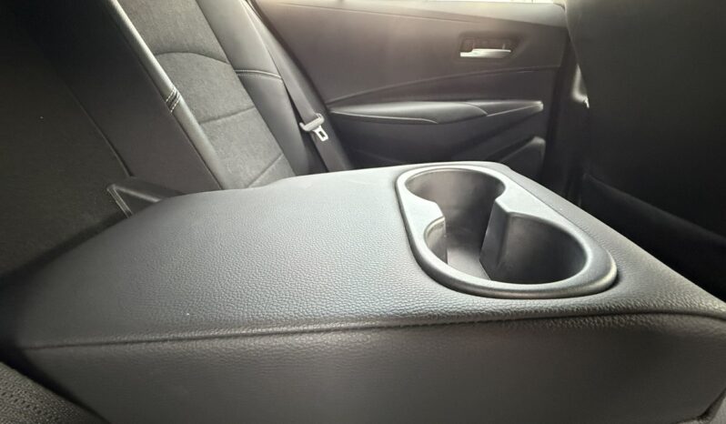 TOYOTA Corolla  | FWD (przód) | Automatyczna | 140 KM | bialy full