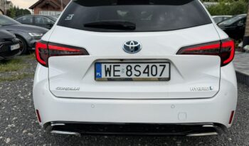 TOYOTA Corolla  | FWD (przód) | Automatyczna | 140 KM | bialy full