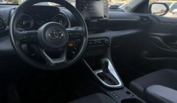 TOYOTA Yaris  | FWD (przód) | Automatyczna B/S | 116 KM | bialy full