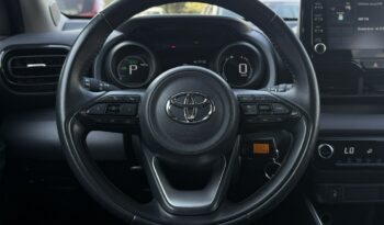TOYOTA Yaris  | FWD (przód) | Automatyczna B/S | 116 KM | bialy full
