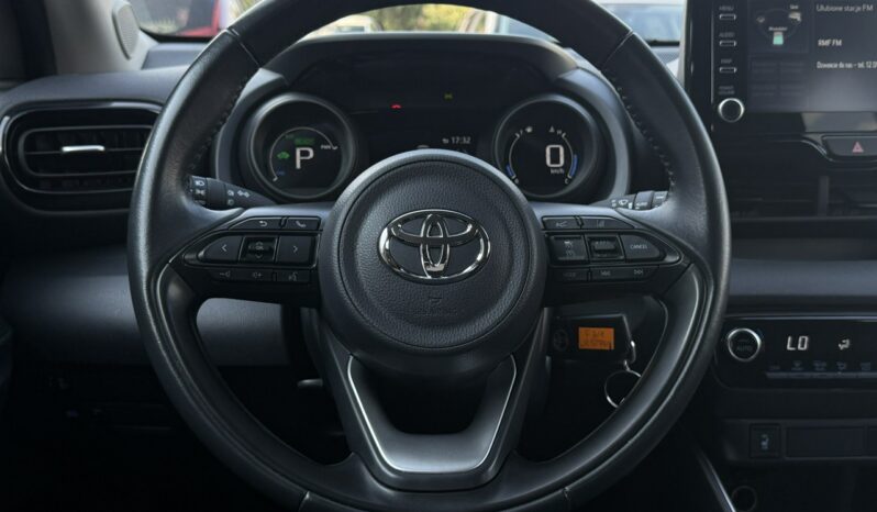TOYOTA Yaris  | FWD (przód) | Automatyczna B/S | 116 KM | bialy full