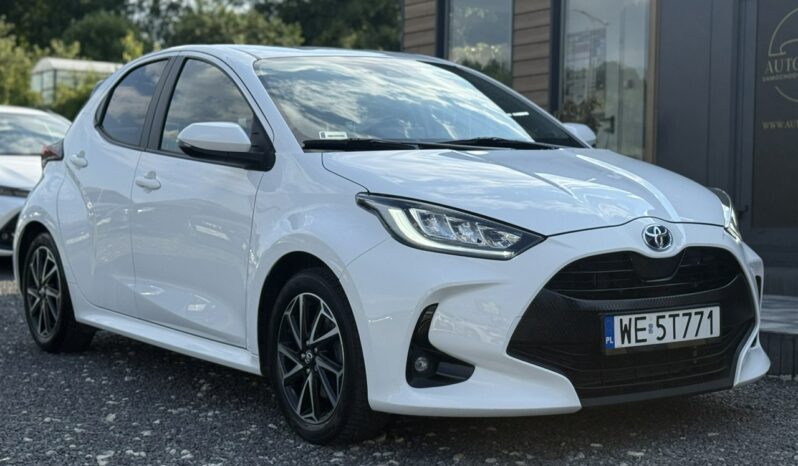 TOYOTA Yaris  | FWD (przód) | Automatyczna B/S | 116 KM | bialy full