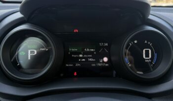 TOYOTA Yaris  | FWD (przód) | Automatyczna B/S | 116 KM | bialy full