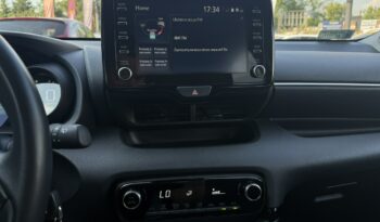 TOYOTA Yaris  | FWD (przód) | Automatyczna B/S | 116 KM | bialy full