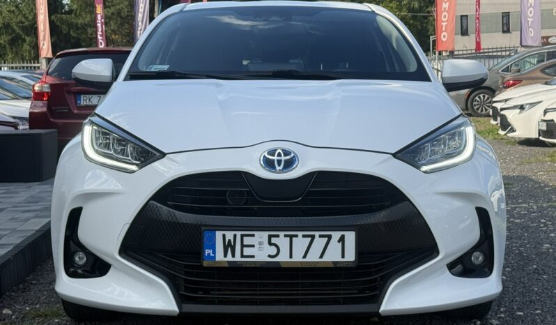 TOYOTA Yaris  | FWD (przód) | Automatyczna B/S | 116 KM | bialy full
