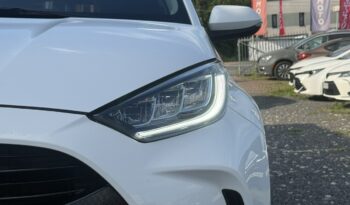 TOYOTA Yaris  | FWD (przód) | Automatyczna B/S | 116 KM | bialy full