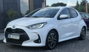 TOYOTA Yaris  | FWD (przód) | Automatyczna B/S | 116 KM | bialy full