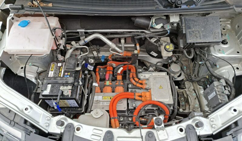 DACIA spring | FWD (przód) | Automatyczna | 45 KM | Srebrny full