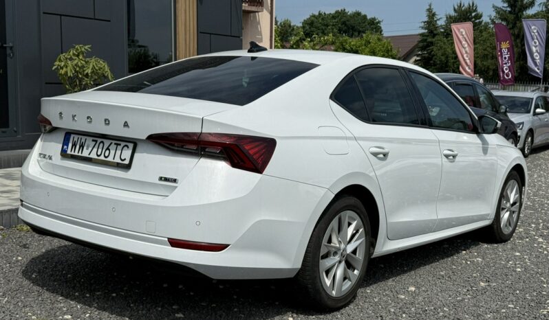 SKODA Octavia  | FWD (przód) | Automatyczna | 150 KM | bialy full
