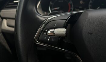 SKODA Octavia  | FWD (przód) | Automatyczna | 150 KM | bialy full