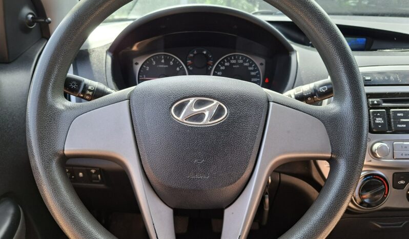 HYUNDAI i20  | FWD (przód) | Manualna | 85 KM | Czarny full