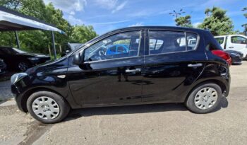 HYUNDAI i20  | FWD (przód) | Manualna | 85 KM | Czarny full