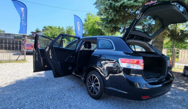 TOYOTA Avensis  | FWD (przód) | Manualna | 147 KM | Czarny full