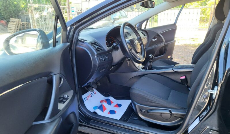 TOYOTA Avensis  | FWD (przód) | Manualna | 147 KM | Czarny full