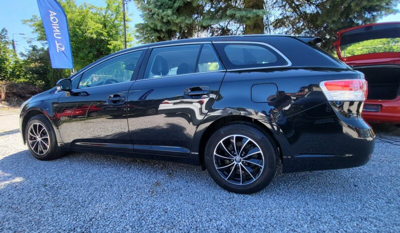 TOYOTA Avensis  | FWD (przód) | Manualna | 147 KM | Czarny full