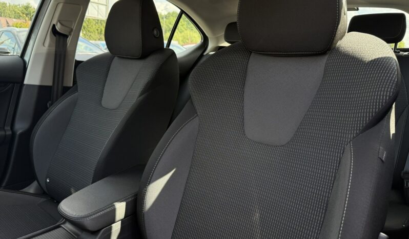SKODA Octavia  | FWD (przód) | Manualna | 150 KM | Szary full