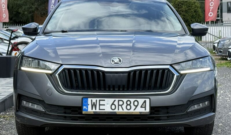 SKODA Octavia  | FWD (przód) | Manualna | 150 KM | Szary full