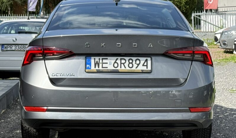 SKODA Octavia  | FWD (przód) | Manualna | 150 KM | Szary full