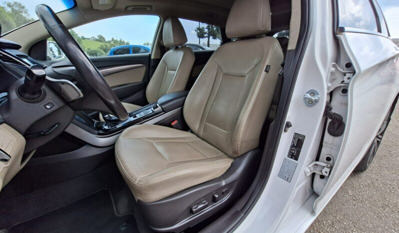 HYUNDAI i40  | FWD (przód) | Automatyczna Dwusprzeglowa | 141 KM | bialy full