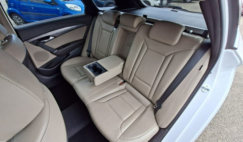HYUNDAI i40  | FWD (przód) | Automatyczna Dwusprzeglowa | 141 KM | bialy full
