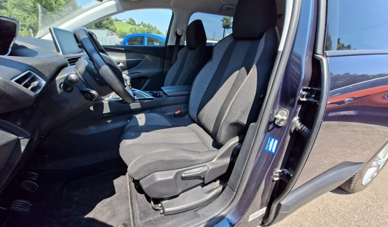 PEUGEOT 5008  | FWD (przód) | Manualna | 130 KM | Niebieski full