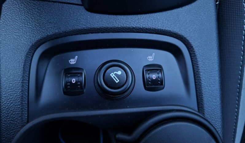 FORD Focus  | FWD (przód) | Manualna | 100 KM | Czerwony full
