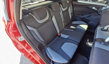 FORD Focus  | FWD (przód) | Manualna | 100 KM | Czerwony full