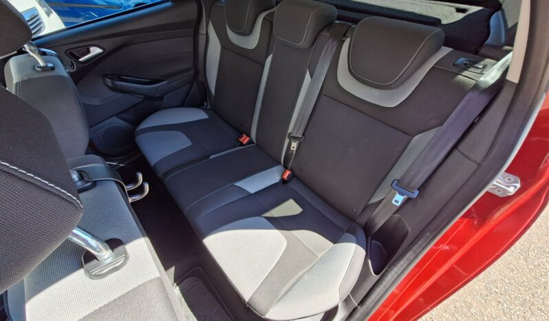 FORD Focus  | FWD (przód) | Manualna | 100 KM | Czerwony full