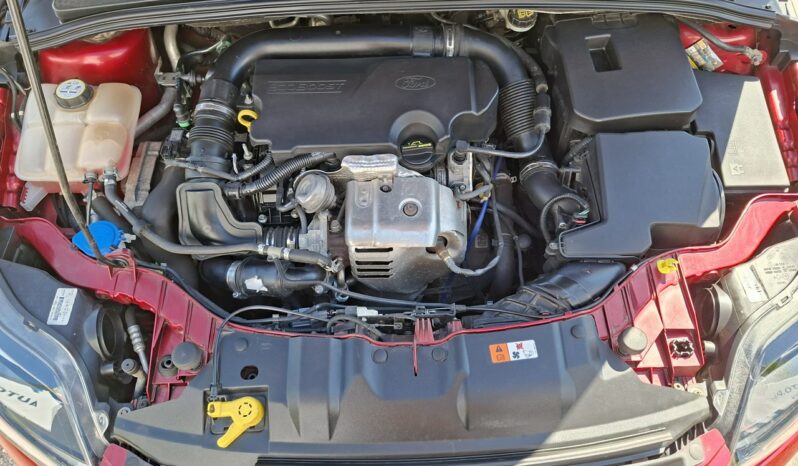 FORD Focus  | FWD (przód) | Manualna | 100 KM | Czerwony full