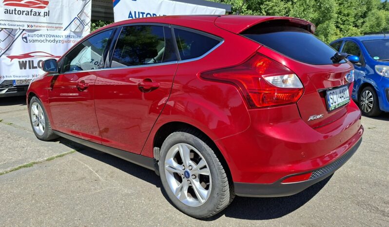 FORD Focus  | FWD (przód) | Manualna | 100 KM | Czerwony full