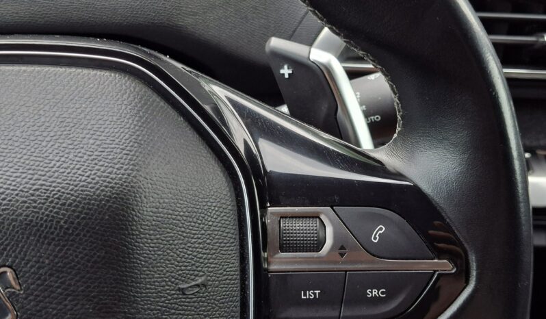 PEUGEOT 5008  | FWD (przód) | Automatyczna | 130 KM | Szary full