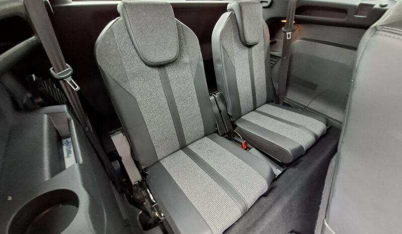 PEUGEOT 5008  | FWD (przód) | Automatyczna | 130 KM | Szary full