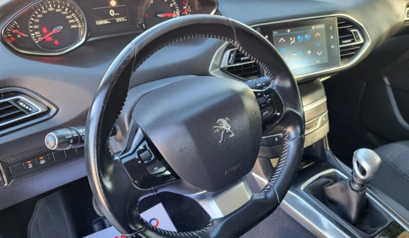 PEUGEOT 308 SW | FWD (przód) | Manualna | 130 KM | Szary full