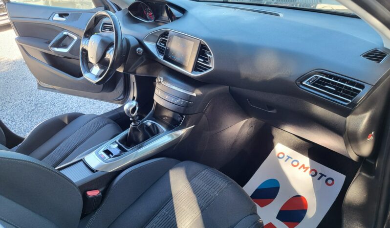 PEUGEOT 308 SW | FWD (przód) | Manualna | 130 KM | Szary full