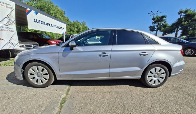 AUDI A3  | FWD (przód) | Manualna | 150 KM | Srebrny full