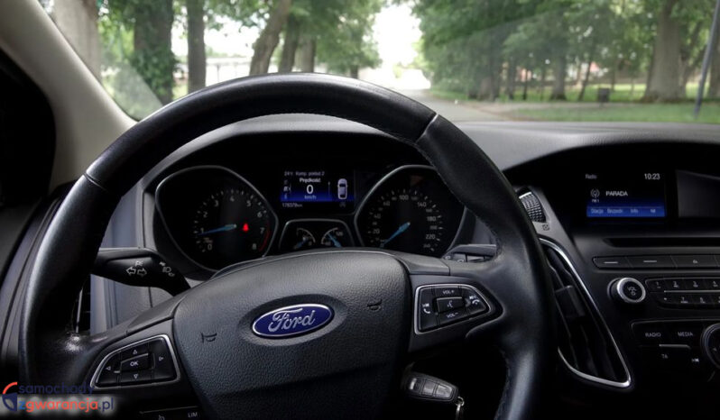 FORD Focus  | FWD (przód) | Manualna | 125 KM | Czarny full