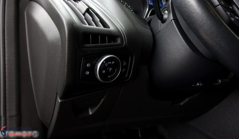 FORD Focus  | FWD (przód) | Manualna | 125 KM | Czarny full