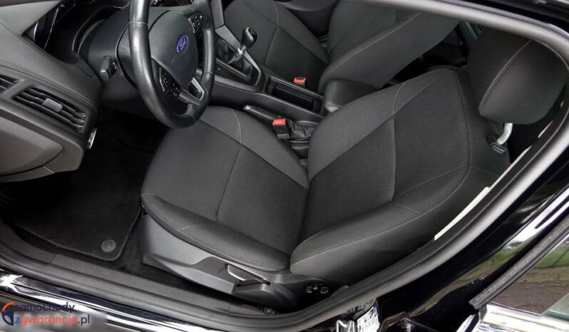FORD Focus  | FWD (przód) | Manualna | 125 KM | Czarny full