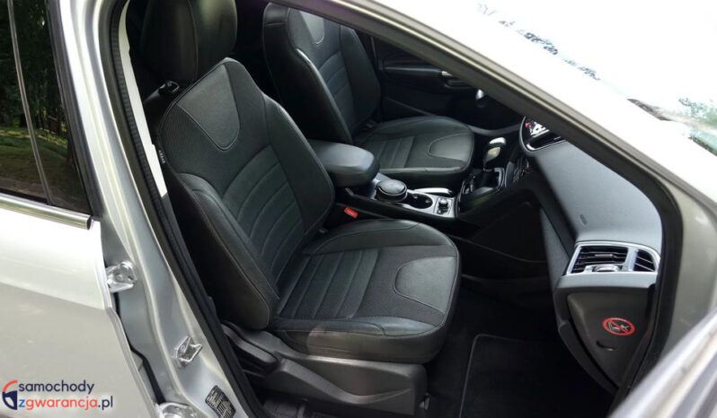 FORD Kuga  | 4×4 (stały) | Automatyczna | 140 KM | Srebrny full