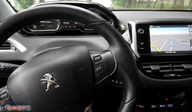 PEUGEOT 208  | FWD (przód) | Manualna | 120 KM | Brązowy full