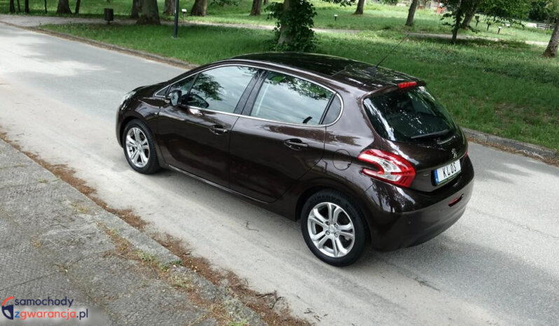 PEUGEOT 208  | FWD (przód) | Manualna | 120 KM | Brązowy full