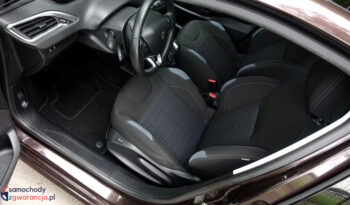 PEUGEOT 208  | FWD (przód) | Manualna | 120 KM | Brązowy full