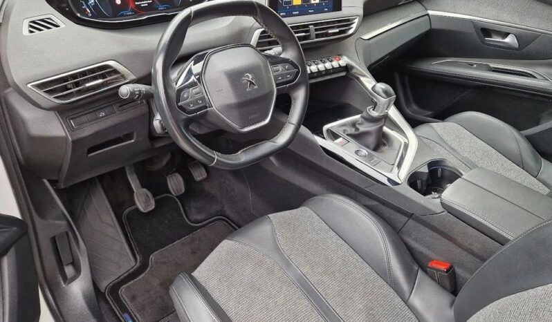 PEUGEOT 3008  | FWD (przód) | Manualna | 131 KM | Biały full
